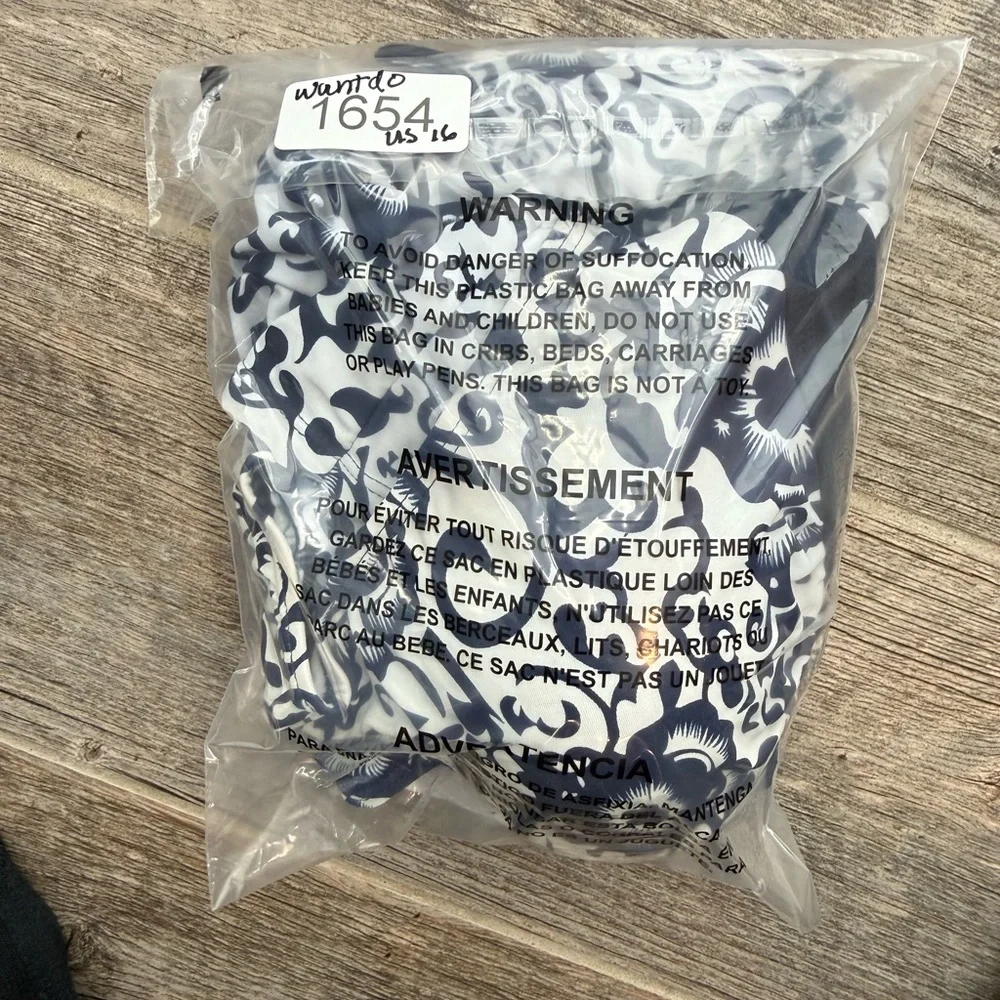 Wantdo Women's One-Piece Push Up Swimsuit Swimwear Size 16 Blue and White Floral - Picture 9 of 10